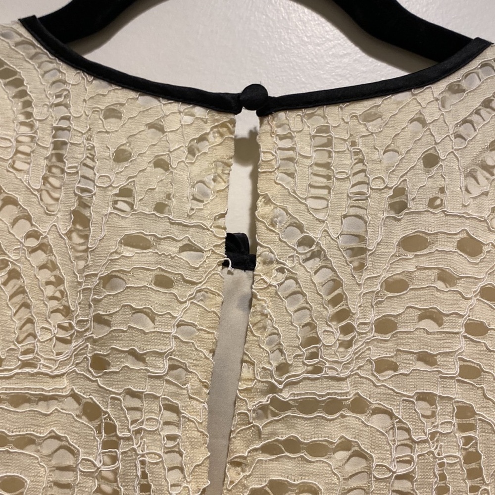 Lace top - Picture 7 of 10
